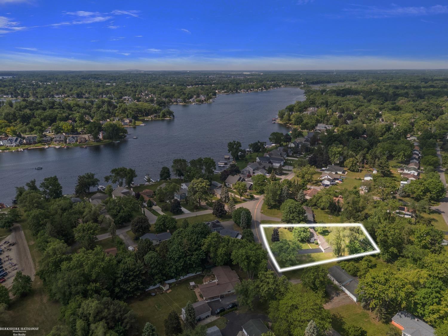 Wolverine Lake, Michigan 48390, United States, 3 Bedrooms Bedrooms, ,1 BathroomBathrooms,Residential,Active,149567