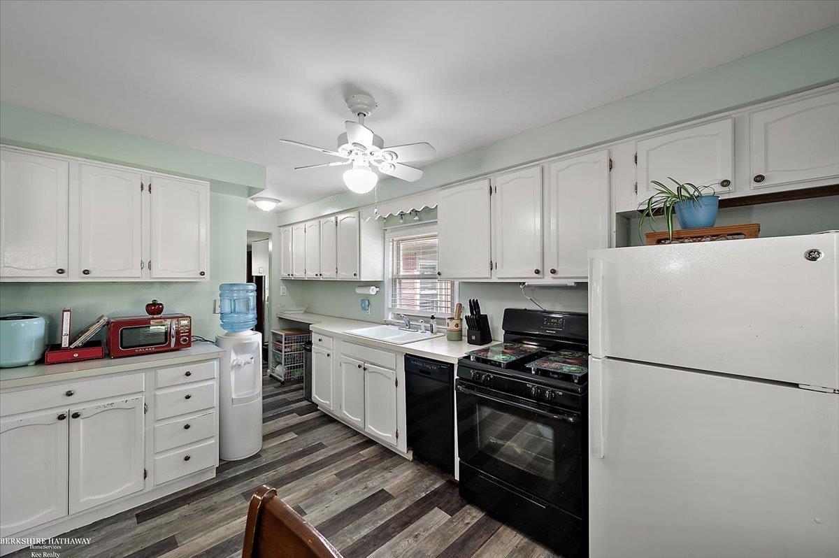 Wolverine Lake, Michigan 48390, United States, 3 Bedrooms Bedrooms, ,1 BathroomBathrooms,Residential,Active,149567