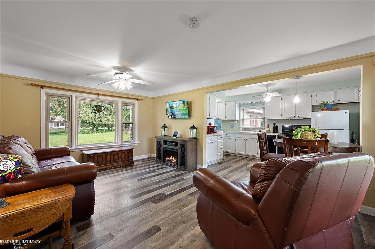 Wolverine Lake, Michigan 48390, United States, 3 Bedrooms Bedrooms, ,1 BathroomBathrooms,Residential,Active,149567