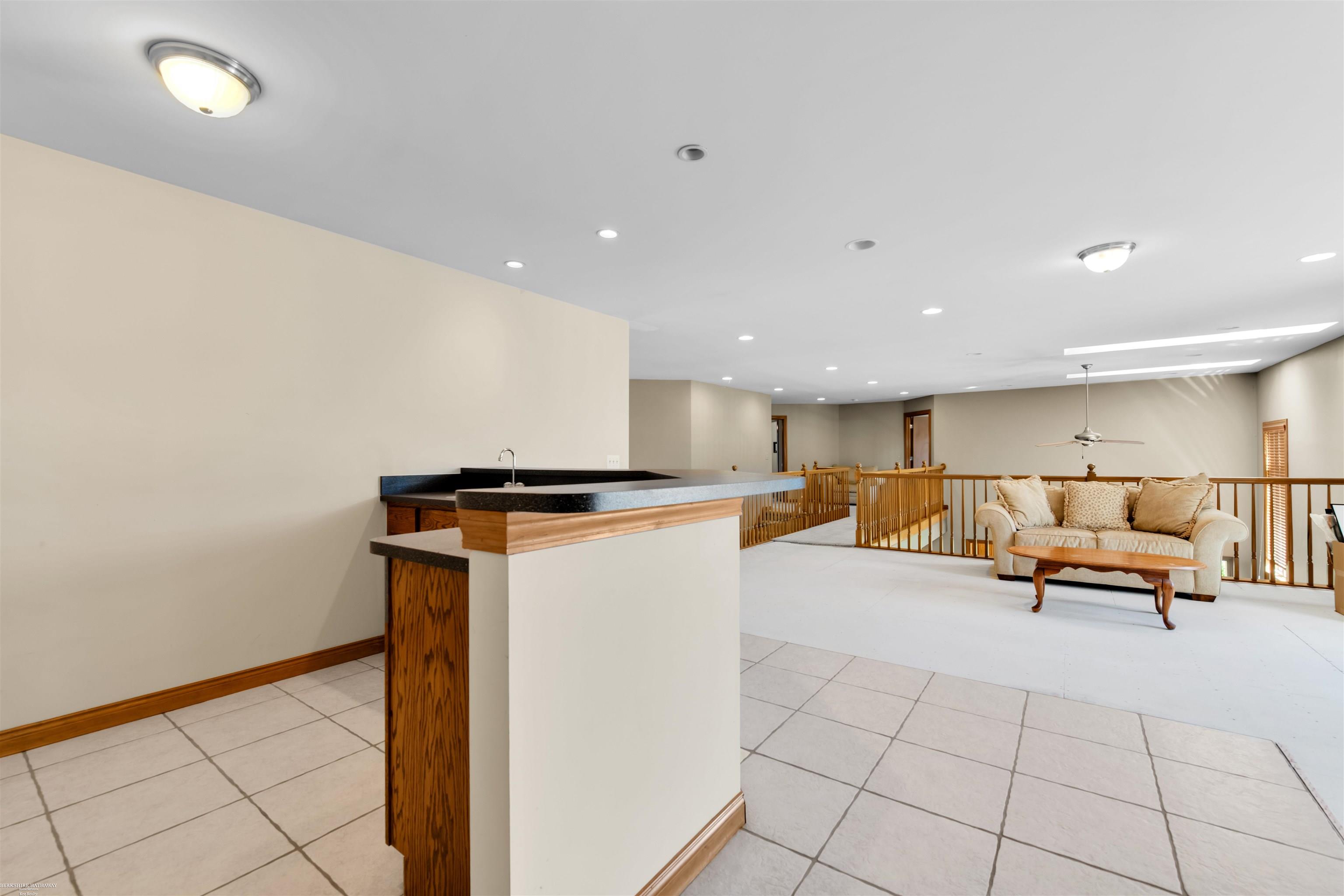 Washington Twp, Michigan 48095, United States, 4 Bedrooms Bedrooms, ,5 BathroomsBathrooms,Residential,Pending,137952
