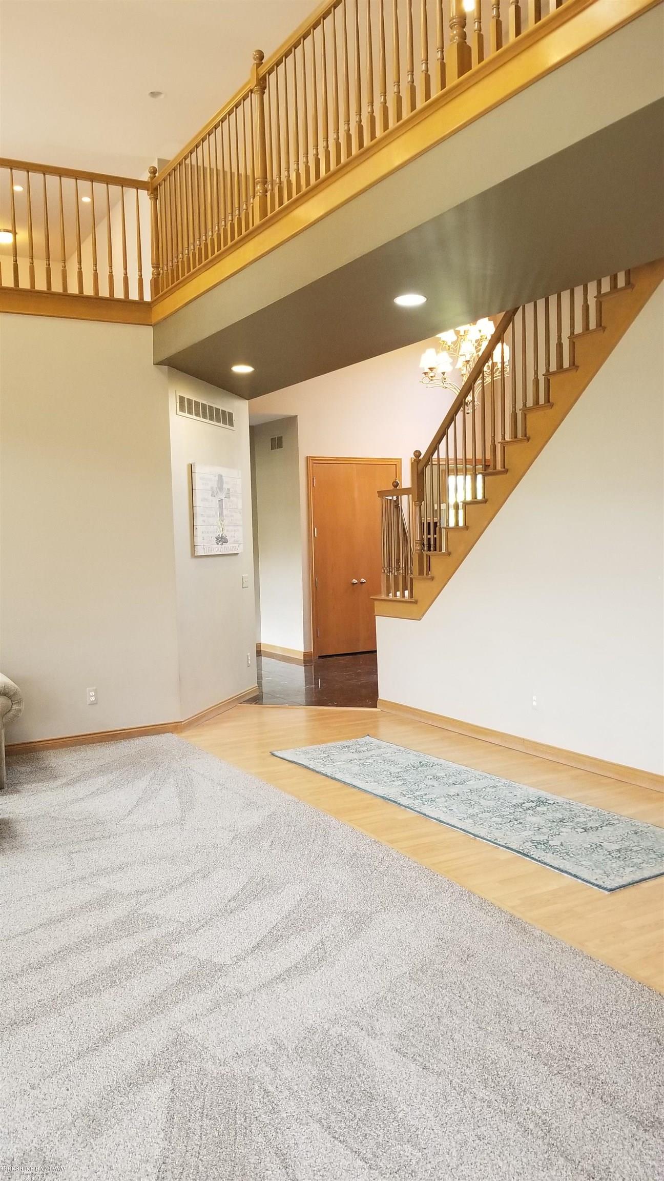 Washington Twp, Michigan 48095, United States, 4 Bedrooms Bedrooms, ,5 BathroomsBathrooms,Residential,Pending,137952