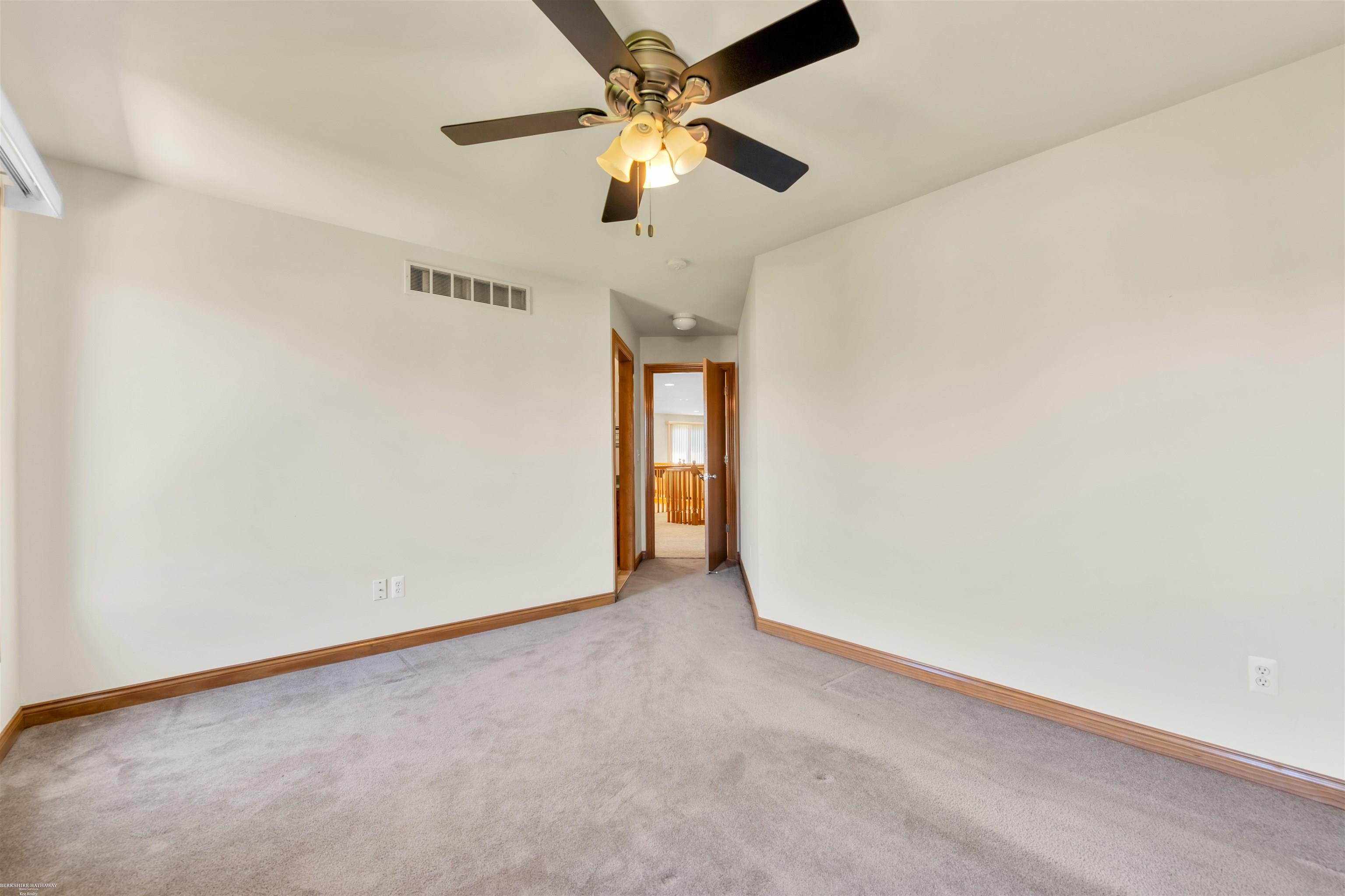 Washington Twp, Michigan 48095, United States, 4 Bedrooms Bedrooms, ,5 BathroomsBathrooms,Residential,Pending,137952
