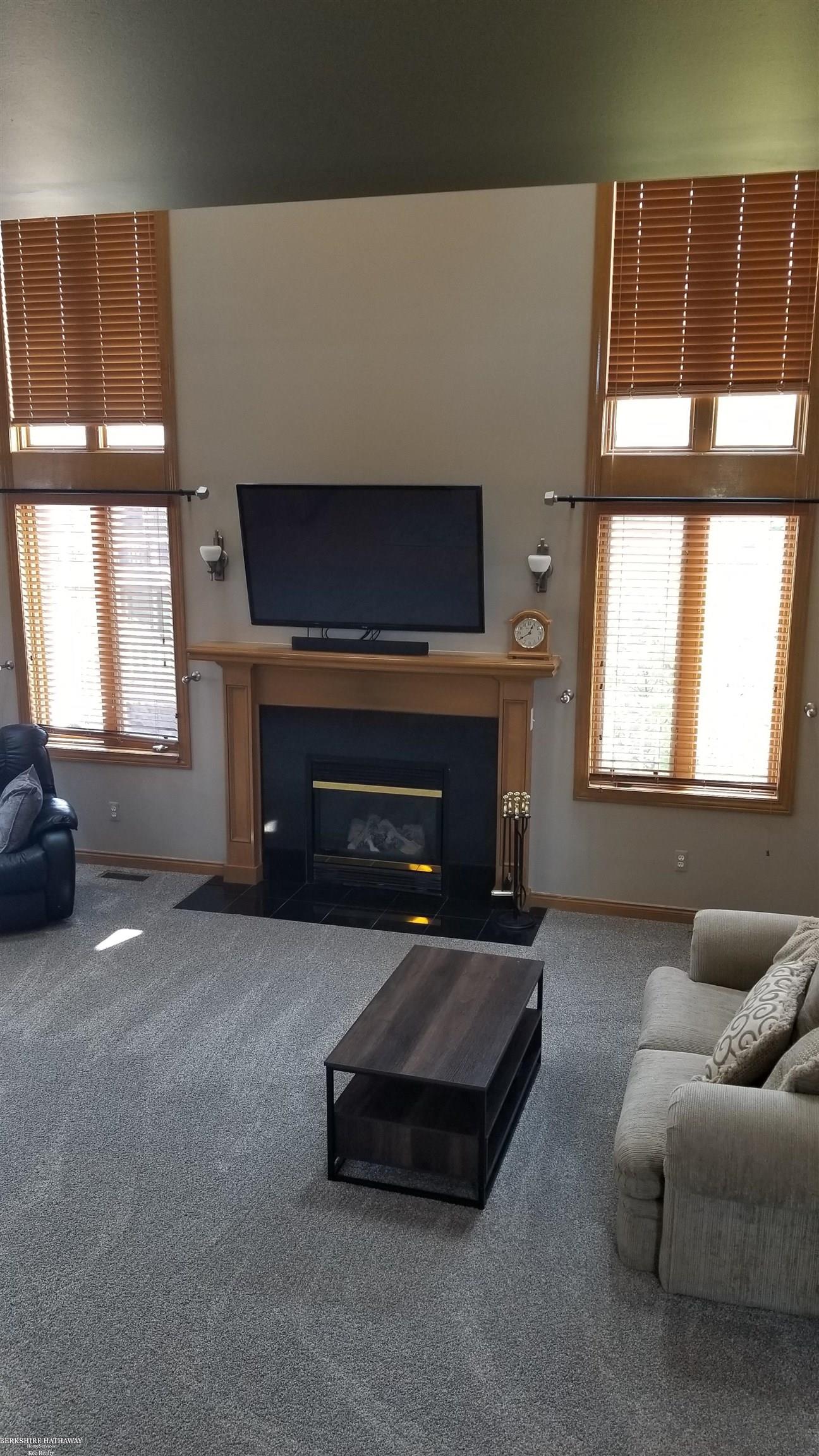 Washington Twp, Michigan 48095, United States, 4 Bedrooms Bedrooms, ,5 BathroomsBathrooms,Residential,Pending,137952