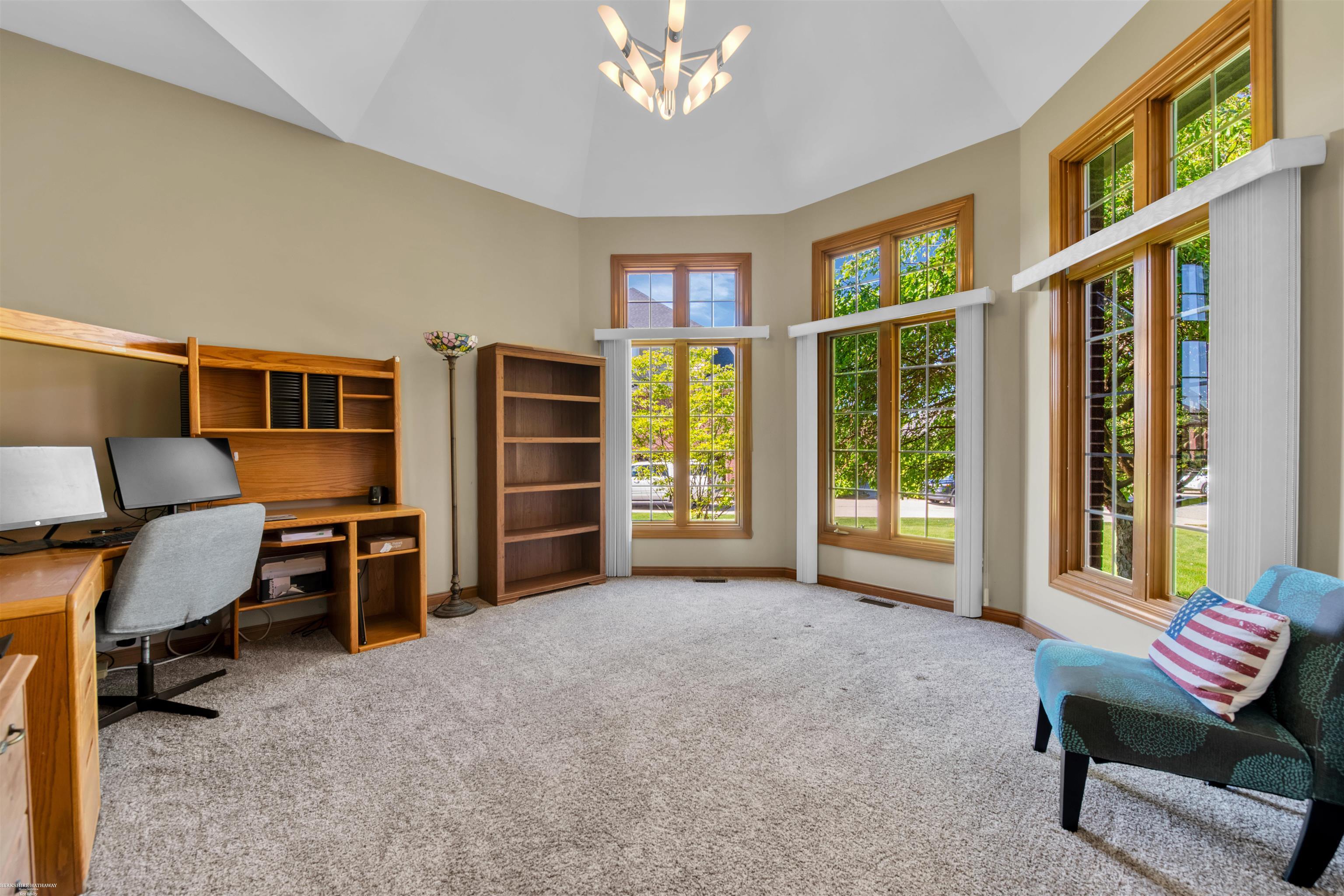 Washington Twp, Michigan 48095, United States, 4 Bedrooms Bedrooms, ,5 BathroomsBathrooms,Residential,Pending,137952