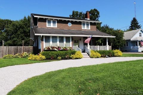 A home in Marine City