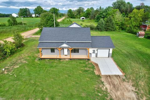 A home in Columbiaville