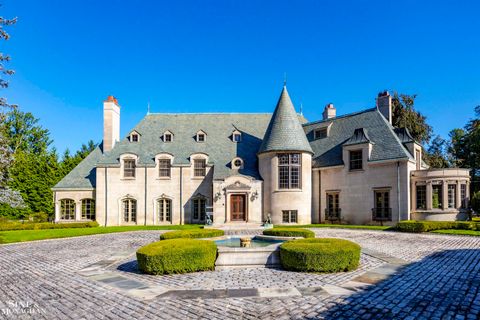 273 Ridge Road Grosse Pointe Farms MI 48236