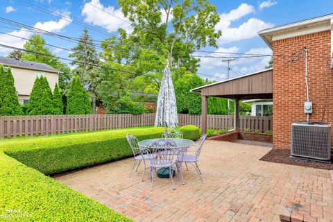 A home in Grosse Pointe Woods