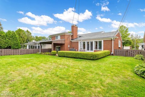 A home in Grosse Pointe Woods