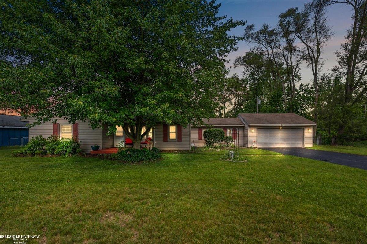 Wolverine Lake, Michigan 48390, United States, 3 Bedrooms Bedrooms, ,1 BathroomBathrooms,Residential,Active,165454