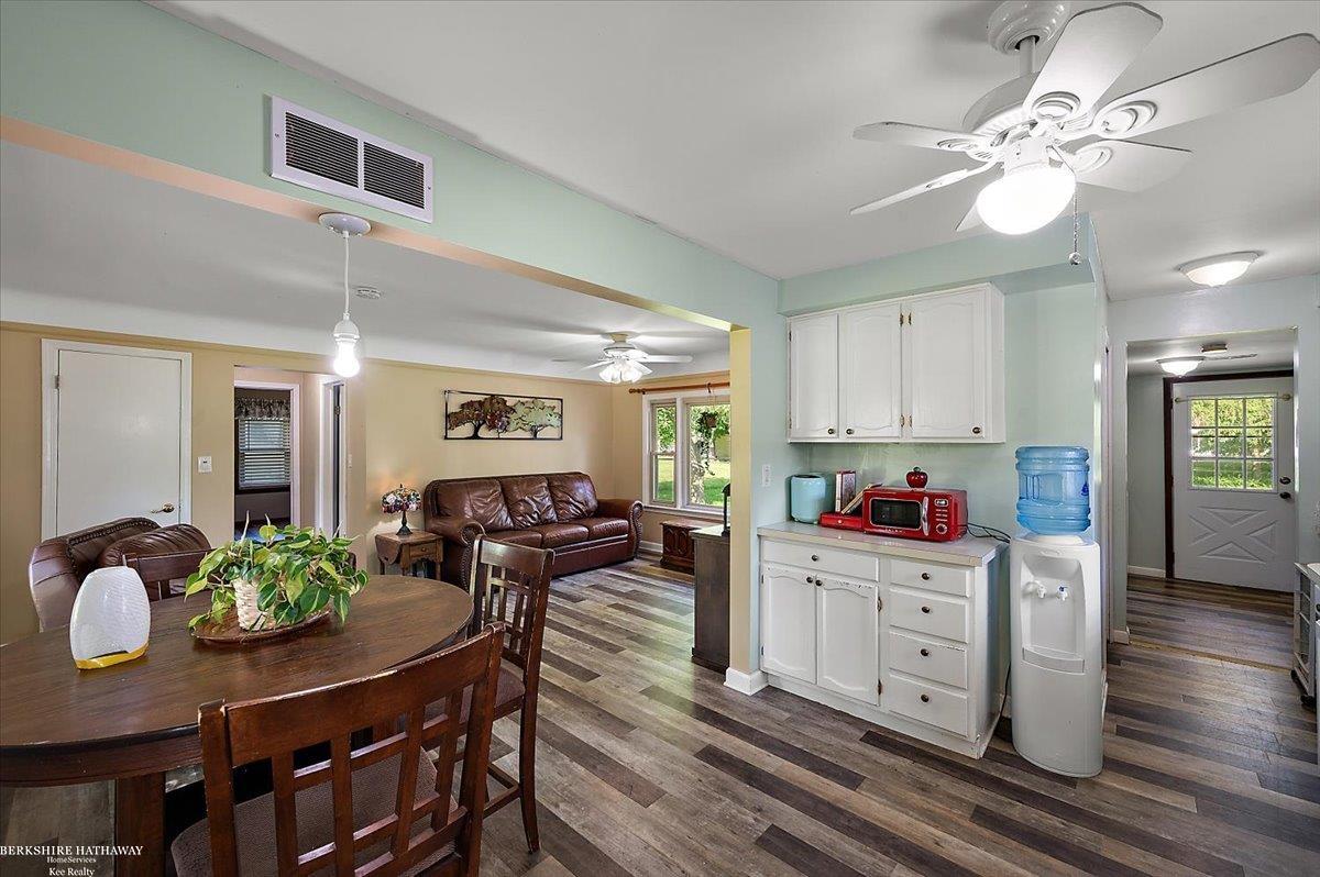 Wolverine Lake, Michigan 48390, United States, 3 Bedrooms Bedrooms, ,1 BathroomBathrooms,Residential,Active,165454