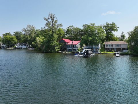 A home in Otter Lake