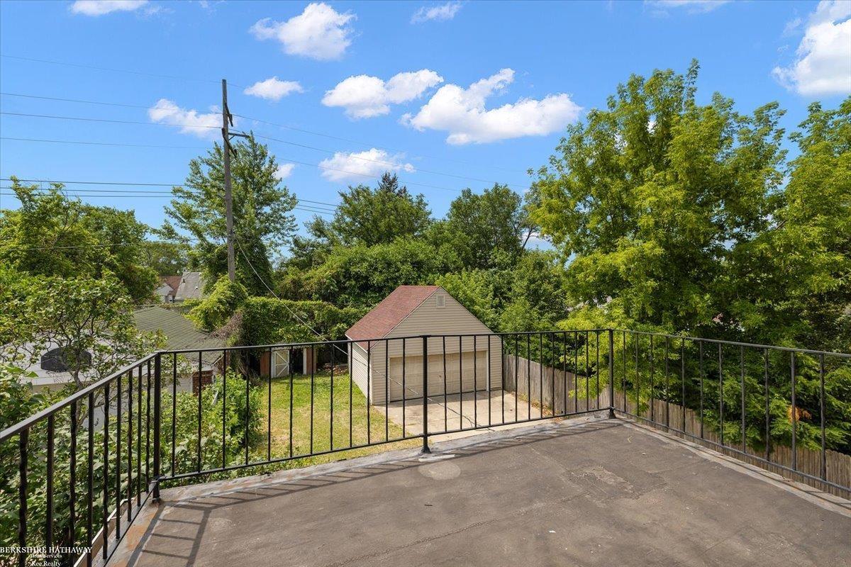 Detroit, Michigan 48228, United States, 3 Bedrooms Bedrooms, ,1 BathroomBathrooms,Residential,Active,159505