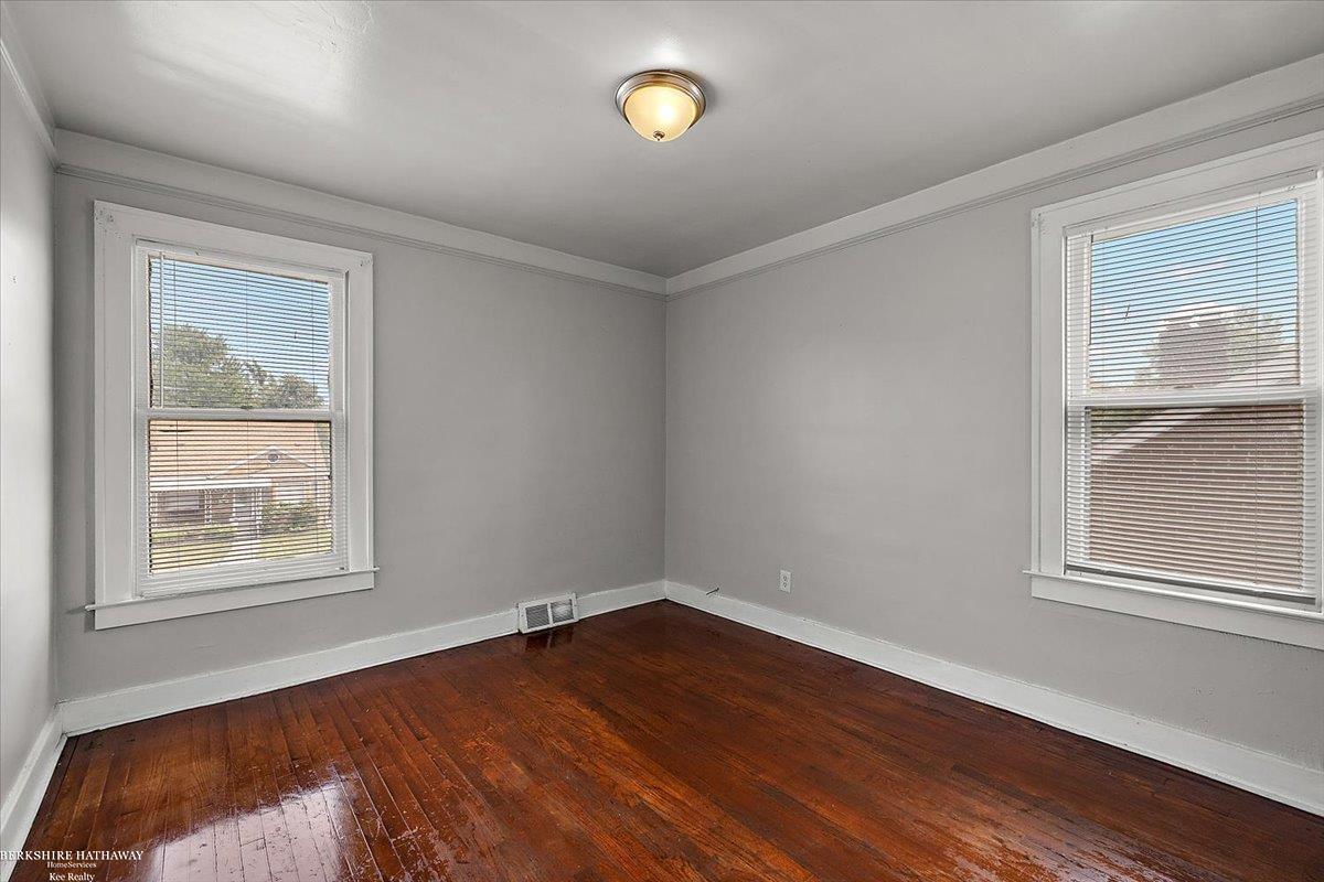 Detroit, Michigan 48228, United States, 3 Bedrooms Bedrooms, ,1 BathroomBathrooms,Residential,Active,159505