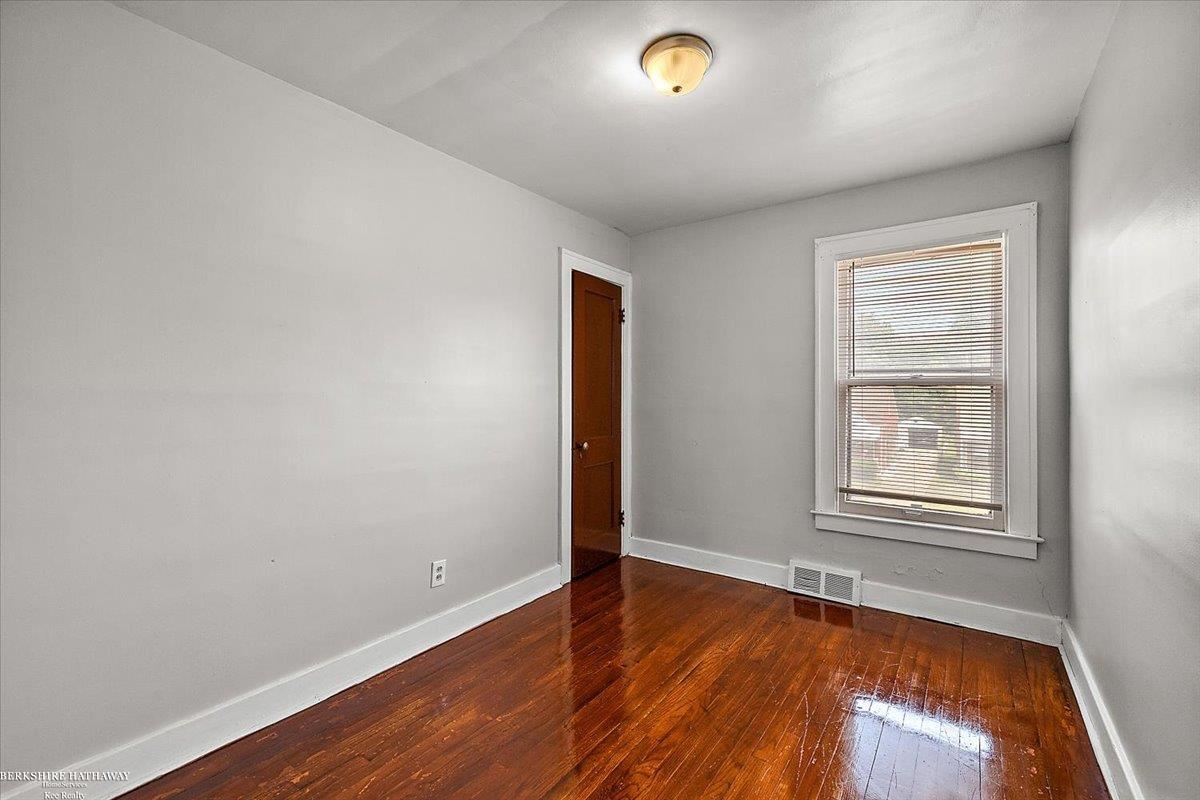 Detroit, Michigan 48228, United States, 3 Bedrooms Bedrooms, ,1 BathroomBathrooms,Residential,Active,159505