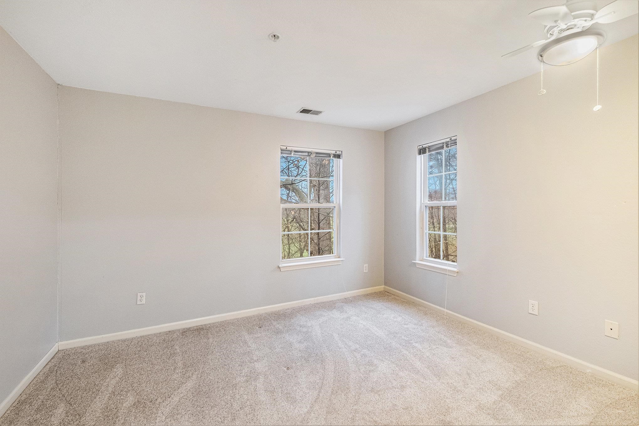 Fenton, Michigan 48430, United States, 2 Bedrooms Bedrooms, ,2 BathroomsBathrooms,Residential,Active,31605