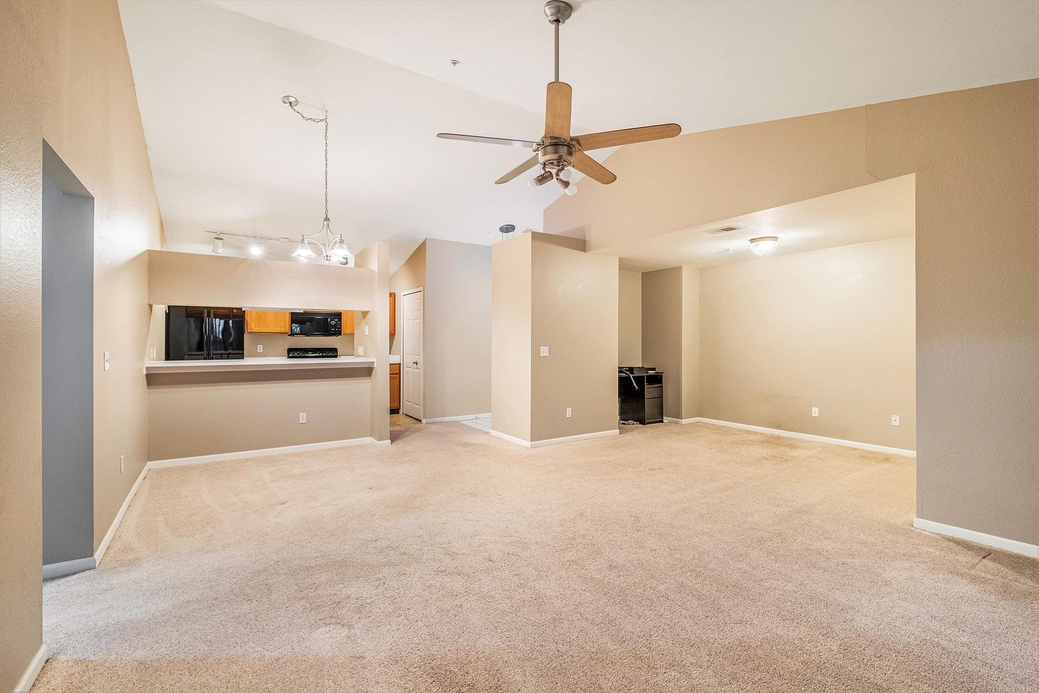 Fenton, Michigan 48430, United States, 2 Bedrooms Bedrooms, ,2 BathroomsBathrooms,Residential,Active,31605