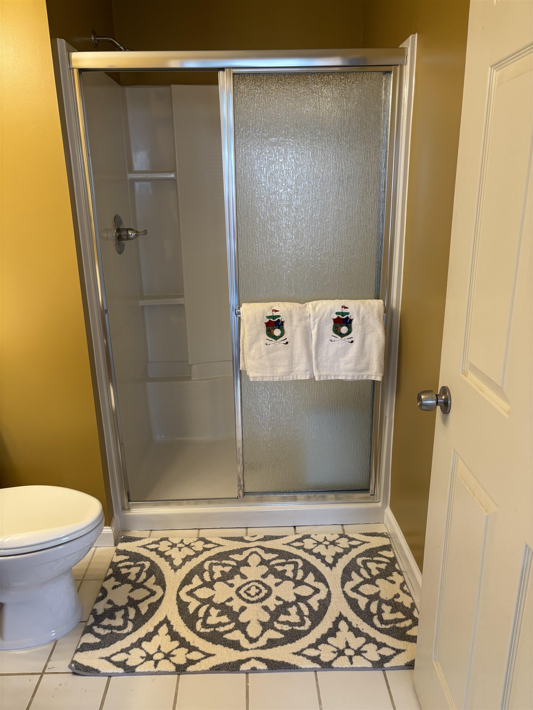 Fenton, Michigan 48430, United States, 2 Bedrooms Bedrooms, ,2 BathroomsBathrooms,Residential,Active,31605