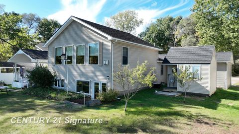 A home in Lapeer