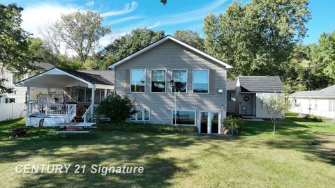 A home in Lapeer