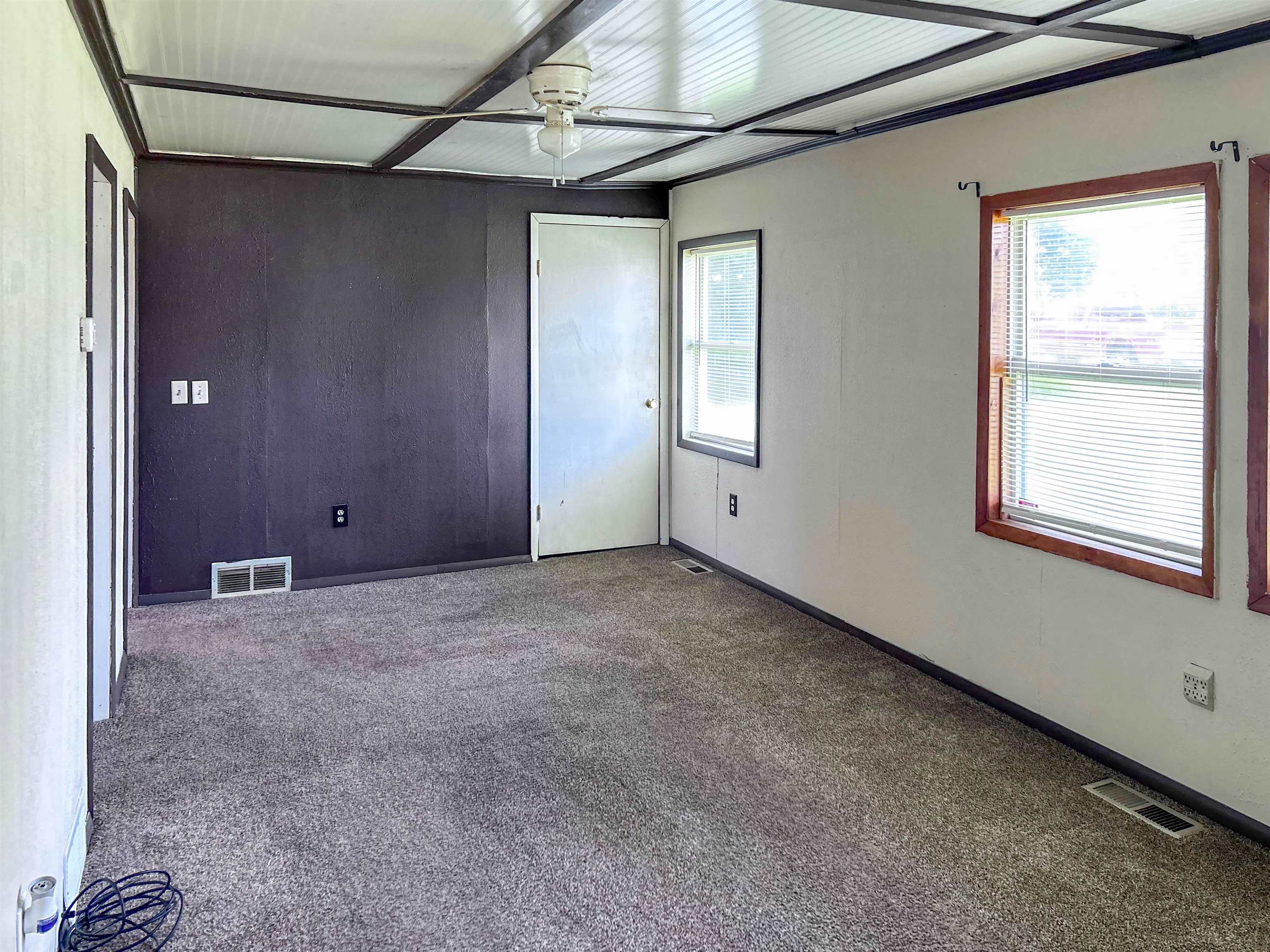 Photo 4 of 11 of 3052 Baker Heights house