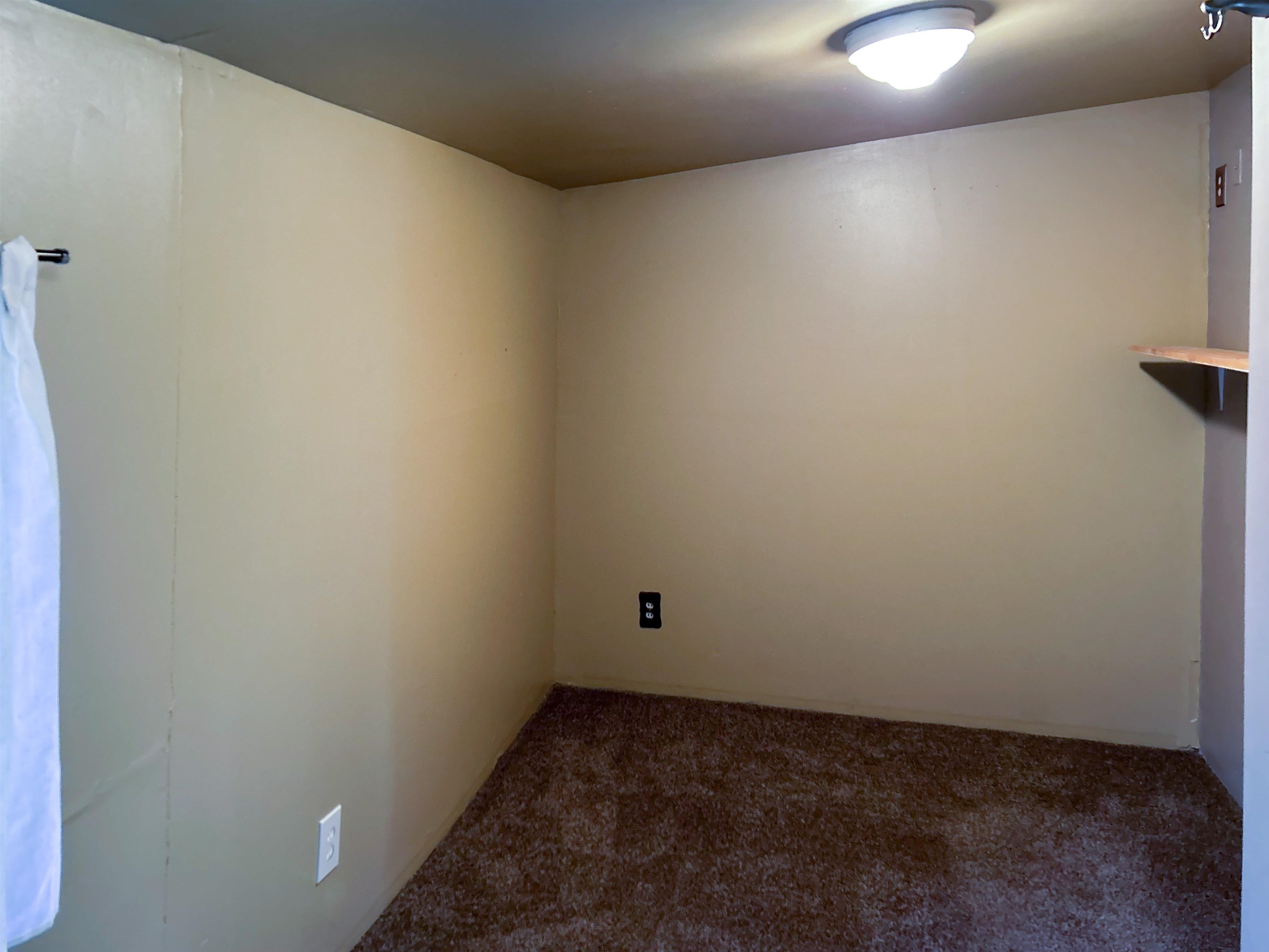 Photo 6 of 11 of 3052 Baker Heights house