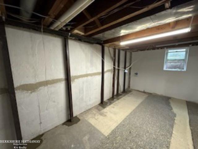 Saint Clair Shores, Michigan 48080, United States, 3 Bedrooms Bedrooms, ,1 BathroomBathrooms,Residential,Pending,106029