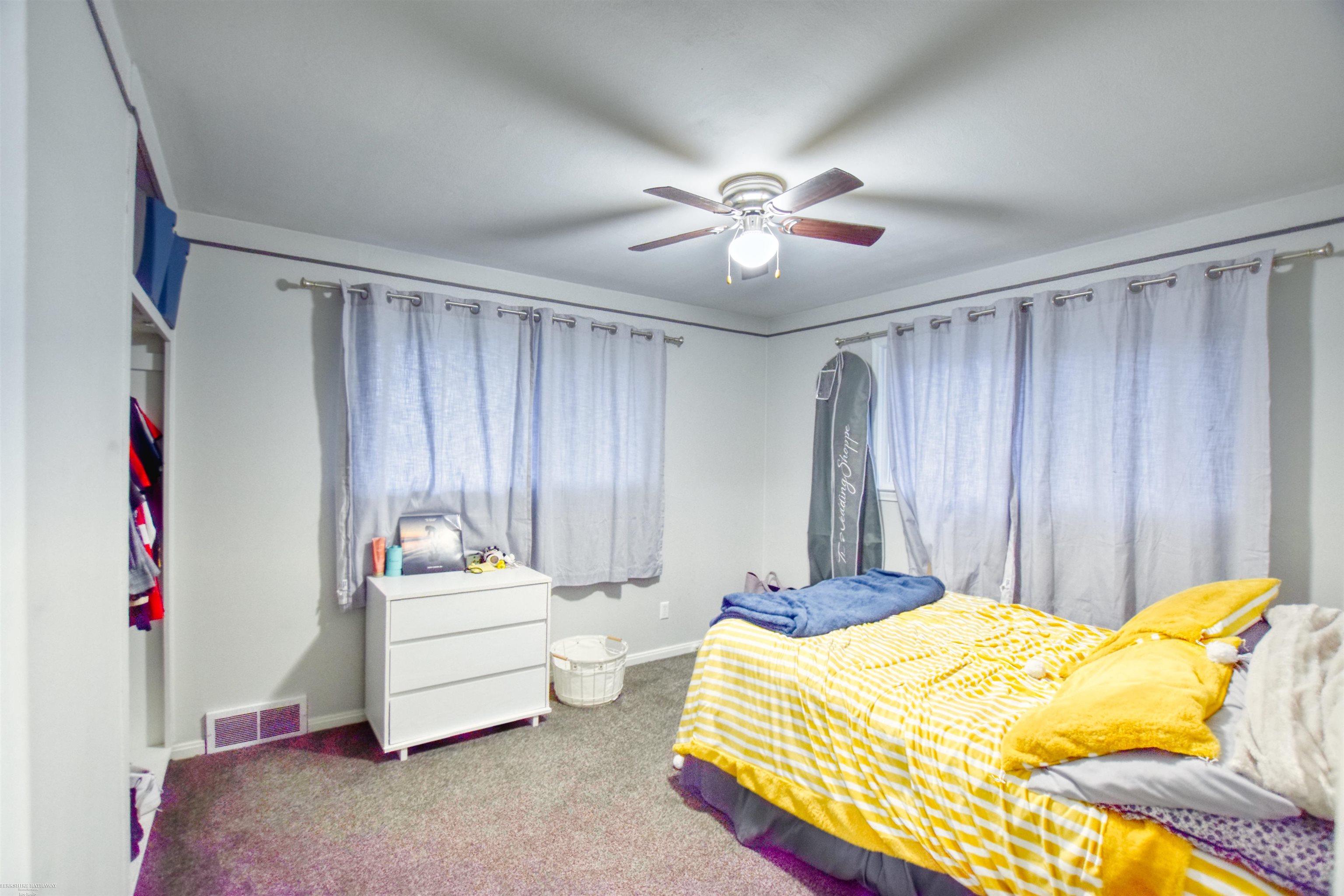 Saint Clair Shores, Michigan 48080, United States, 3 Bedrooms Bedrooms, ,1 BathroomBathrooms,Residential,Pending,106029