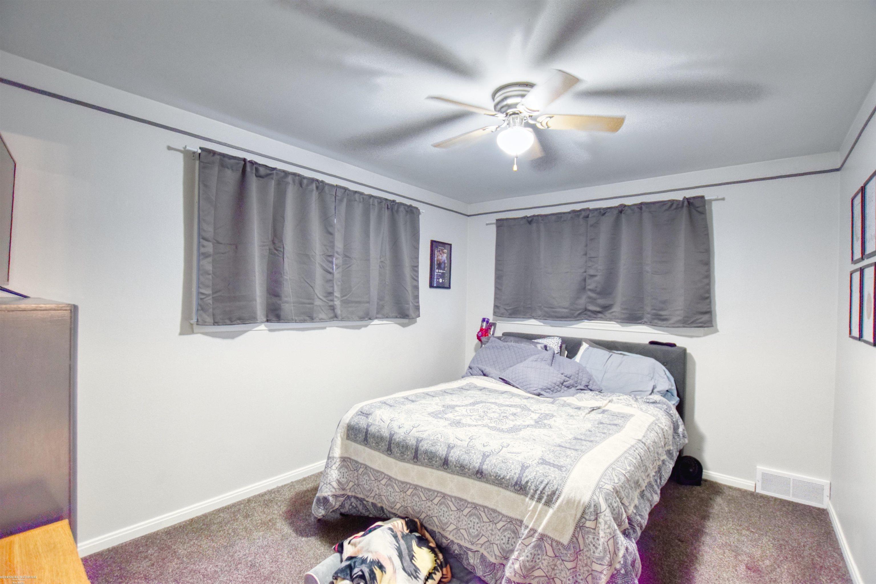 Saint Clair Shores, Michigan 48080, United States, 3 Bedrooms Bedrooms, ,1 BathroomBathrooms,Residential,Pending,106029