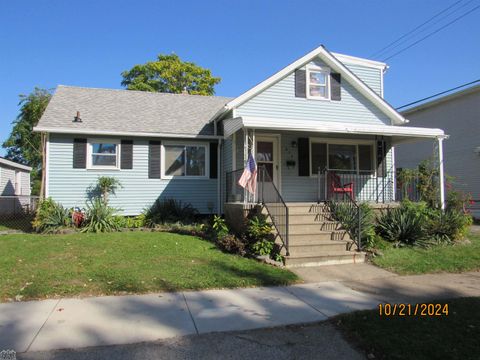 A home in Marine City