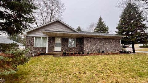 A home in Mount Clemens