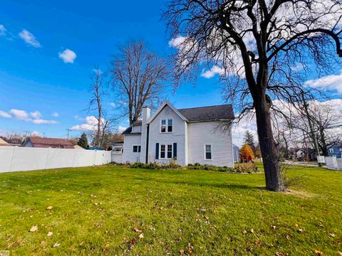 A home in Mount Clemens