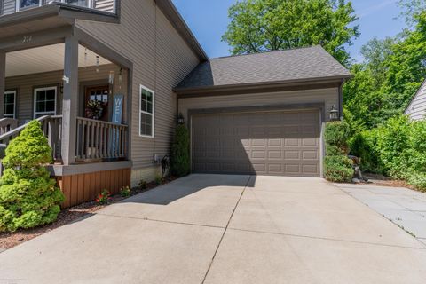 A home in Clawson