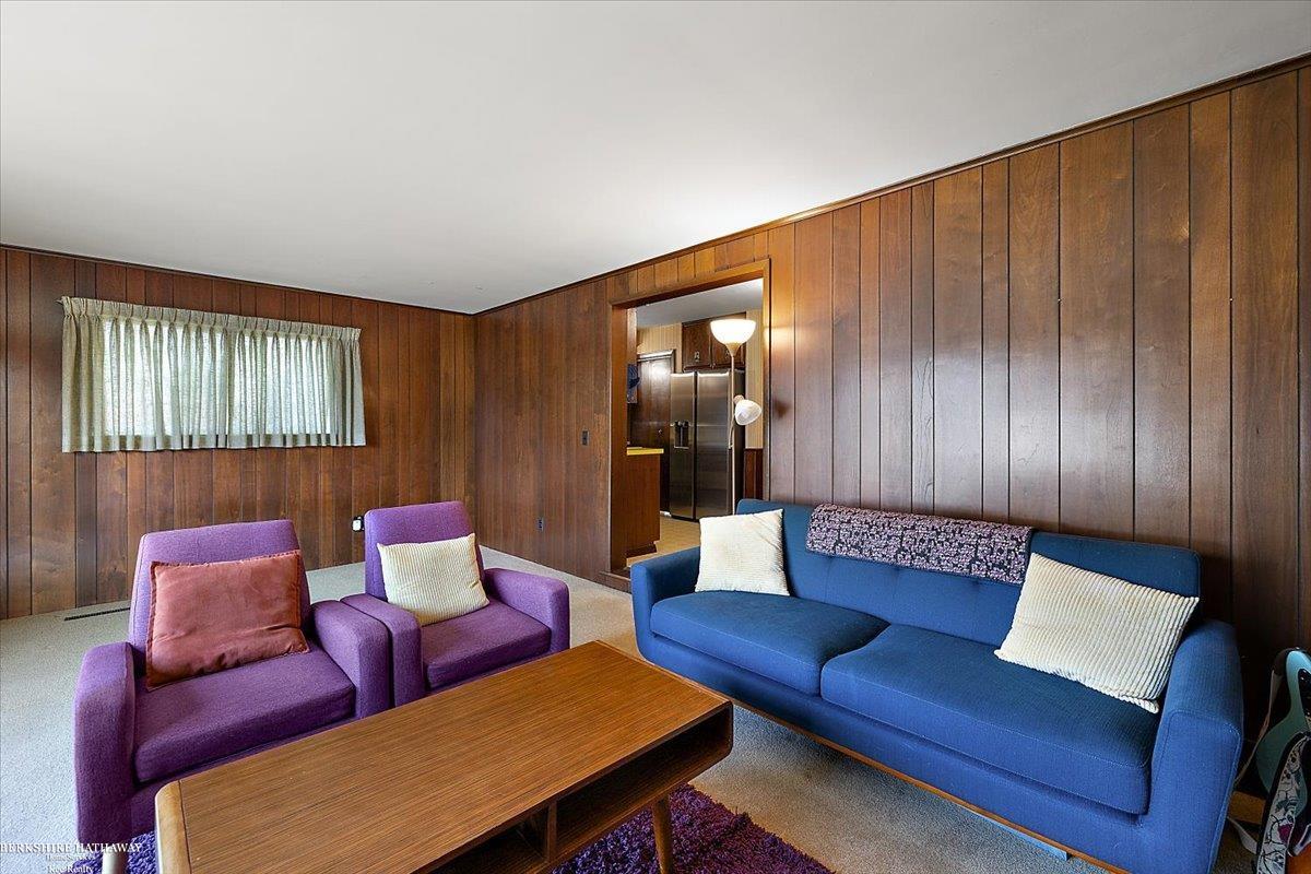 Saint Clair Shores, Michigan 48081, United States, 3 Bedrooms Bedrooms, ,1 BathroomBathrooms,Residential,Pending,114555