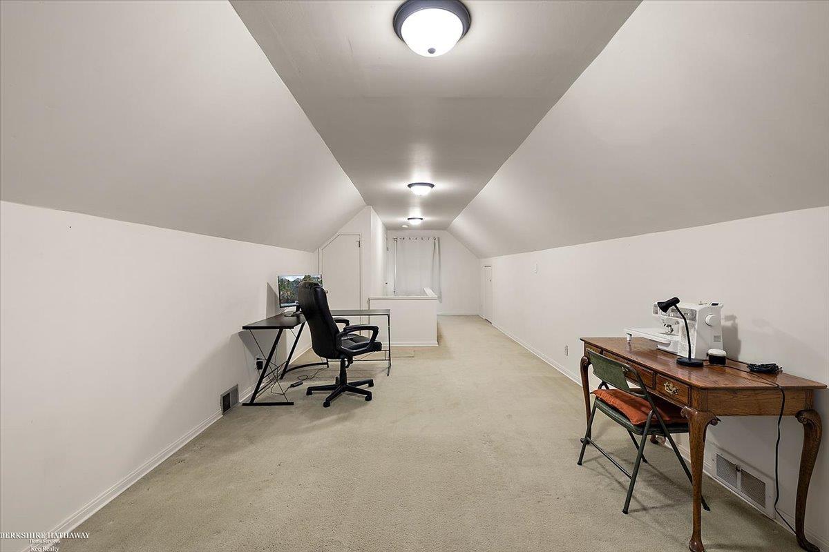 Saint Clair Shores, Michigan 48081, United States, 3 Bedrooms Bedrooms, ,1 BathroomBathrooms,Residential,Pending,114555