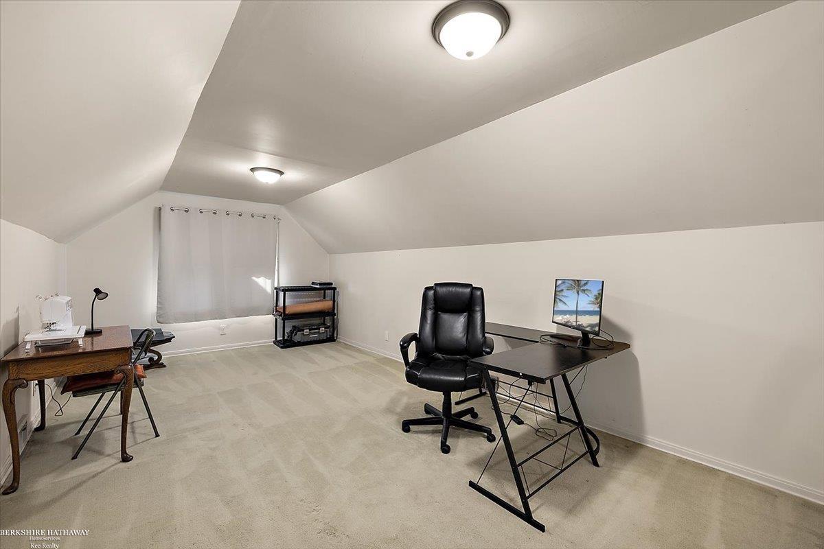 Saint Clair Shores, Michigan 48081, United States, 3 Bedrooms Bedrooms, ,1 BathroomBathrooms,Residential,Pending,114555