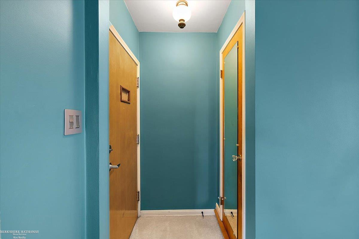 Saint Clair Shores, Michigan 48081, United States, 3 Bedrooms Bedrooms, ,1 BathroomBathrooms,Residential,Pending,114555