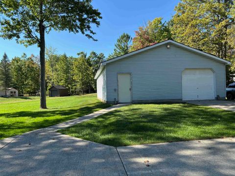 A home in Gladwin