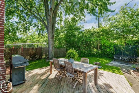 A home in Grosse Pointe Woods