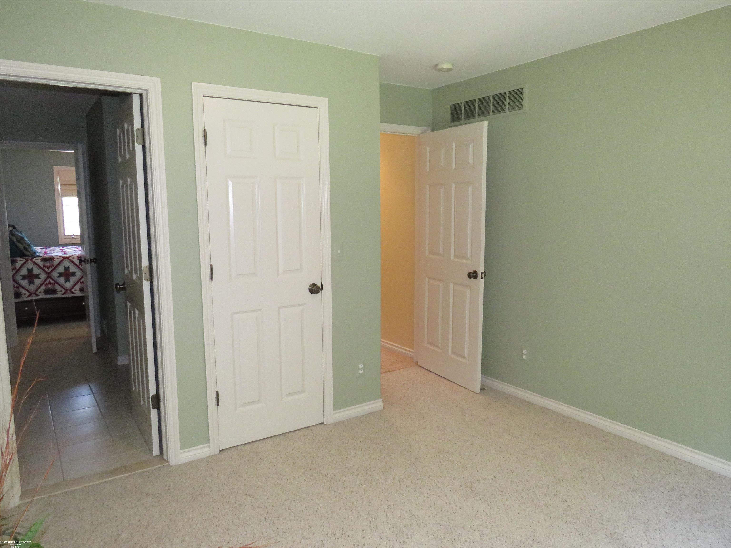 Washington Twp, Michigan 48094, United States, 5 Bedrooms Bedrooms, ,4 BathroomsBathrooms,Residential,Active,176628