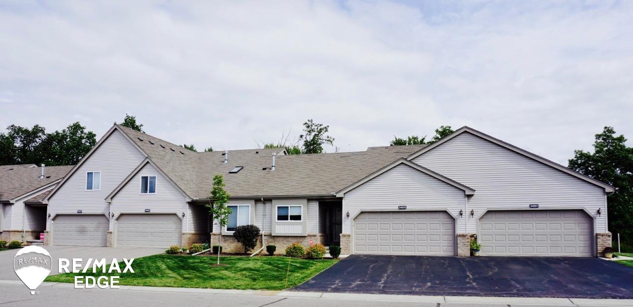 View Grand Blanc, MI 48439 condo