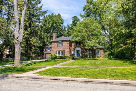 A home in Grosse Pointe Farms