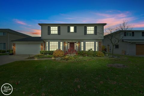 A home in Grosse Pointe Woods