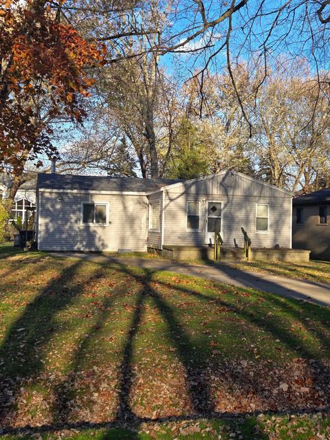 A home in New Baltimore