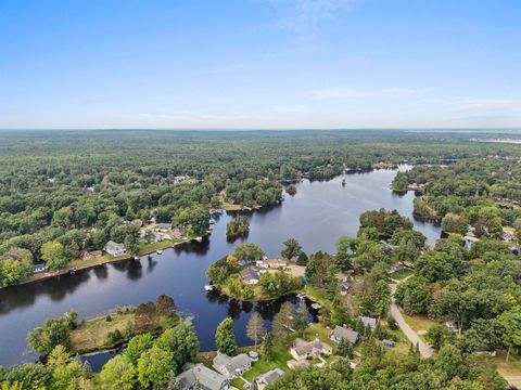 A home in Houghton Lake