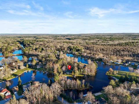 A home in Houghton Lake