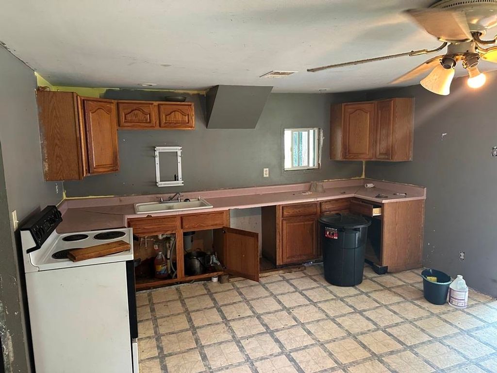 Photo of 5037 Wedgewood Drive, Harrison, MI 48625 (MLS # 50183395)