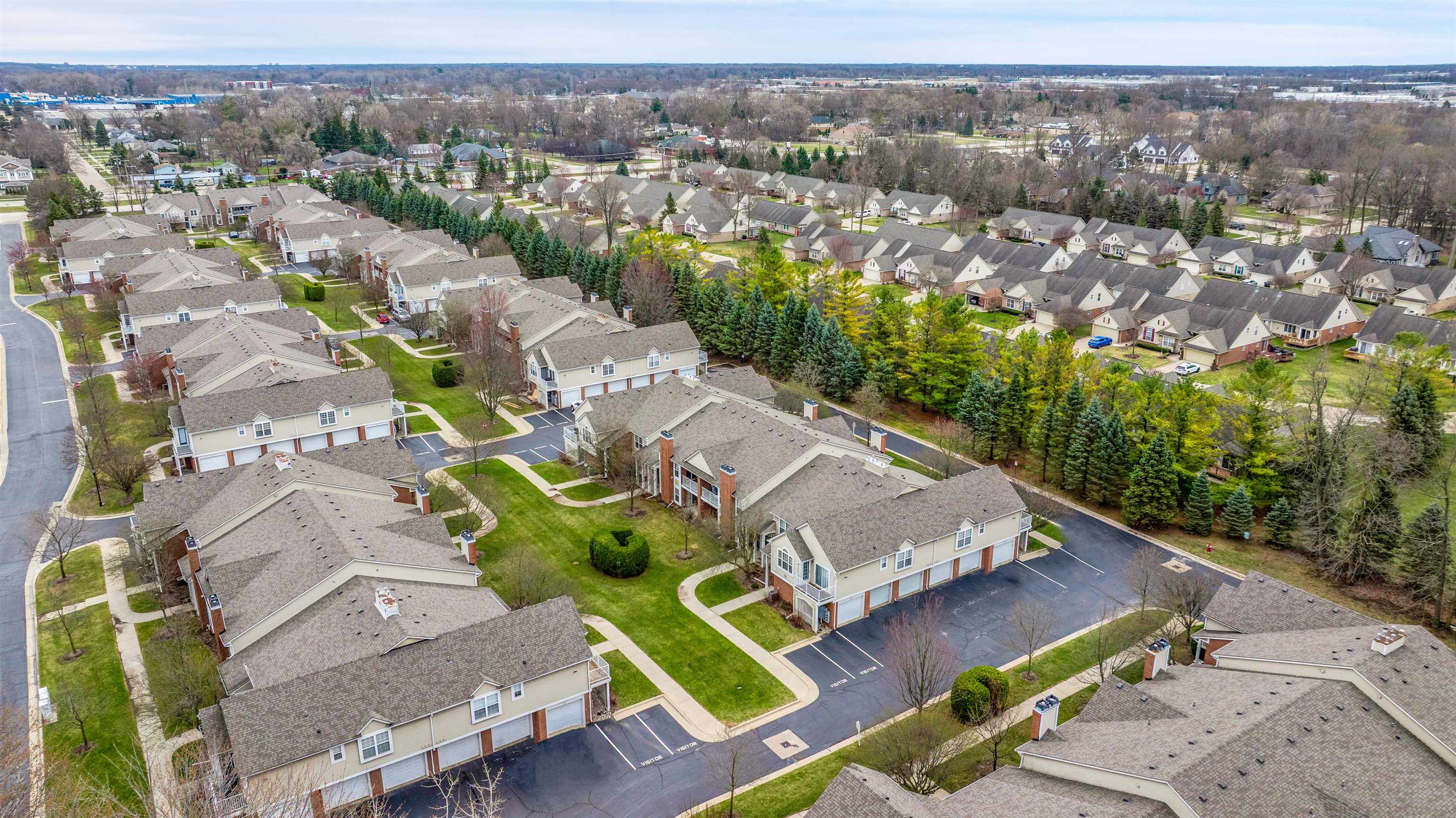 Sterling Heights, Michigan 48314, United States, 2 Bedrooms Bedrooms, ,2 BathroomsBathrooms,Residential,Pending,103945