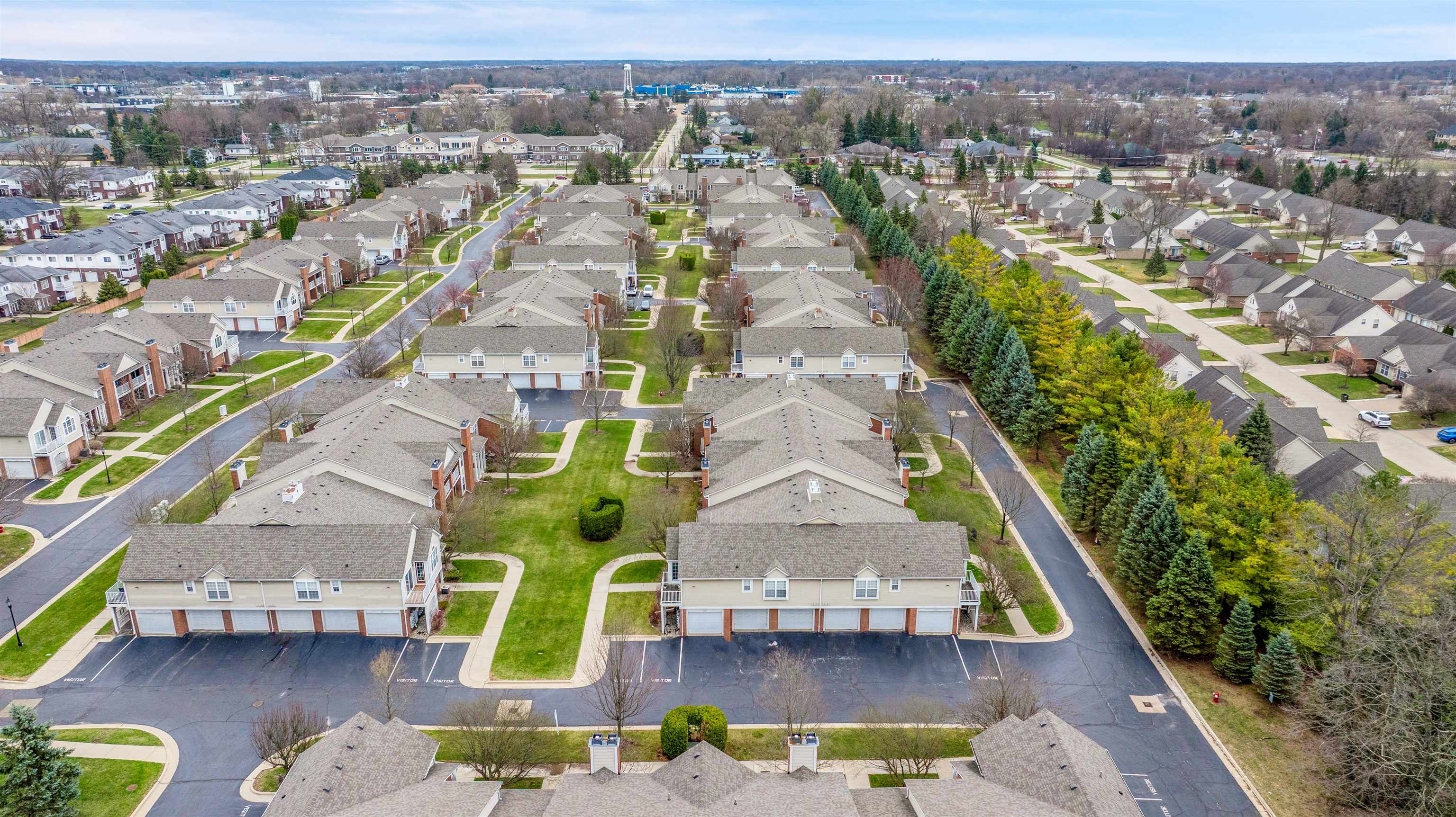 Sterling Heights, Michigan 48314, United States, 2 Bedrooms Bedrooms, ,2 BathroomsBathrooms,Residential,Pending,103945