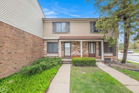 17084 Kingsbrooke Drive 10 Clinton Township MI 48038